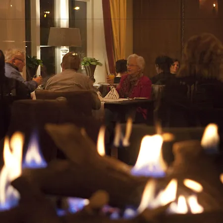 ホテル ホフ ファン 4*